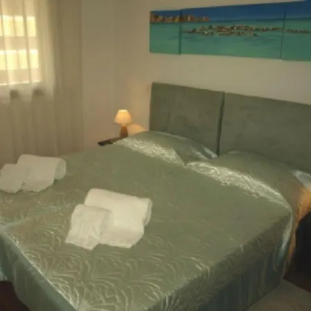 Monte Laguna Apartment